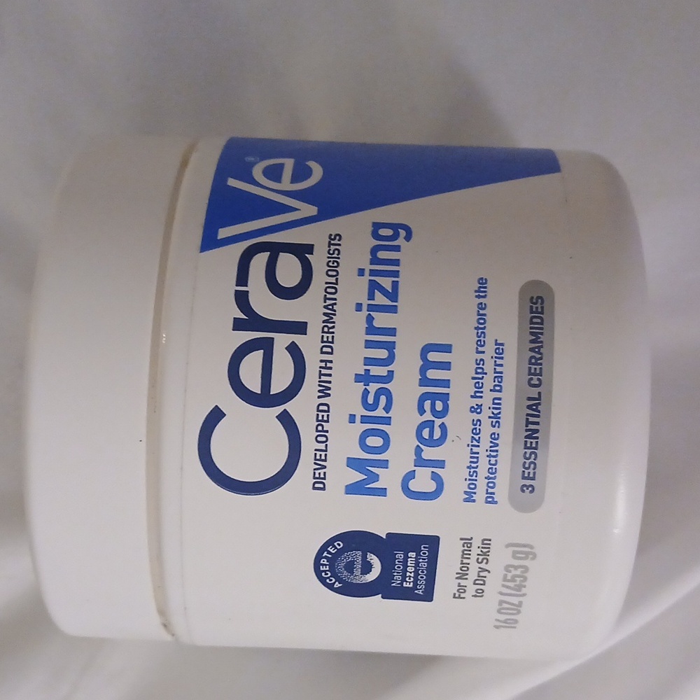 Moisturizing cream